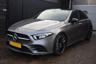 krockskadad bil auto Mercedes A-klasse AMG 35 4MATIC Edition 306Pk *Navi/Clima/Panorama/Stoelverwarming 2019/7