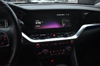 Kia Niro 1.6 GDi Hybrid Executiveline 105Pk *Navi/clima/Camera/Leder/Stoelverwarming picture 13