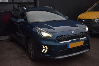 Kia Niro 1.6 GDi Hybrid Executiveline 105Pk *Navi/clima/Camera/Leder/Stoelverwarming picture 2