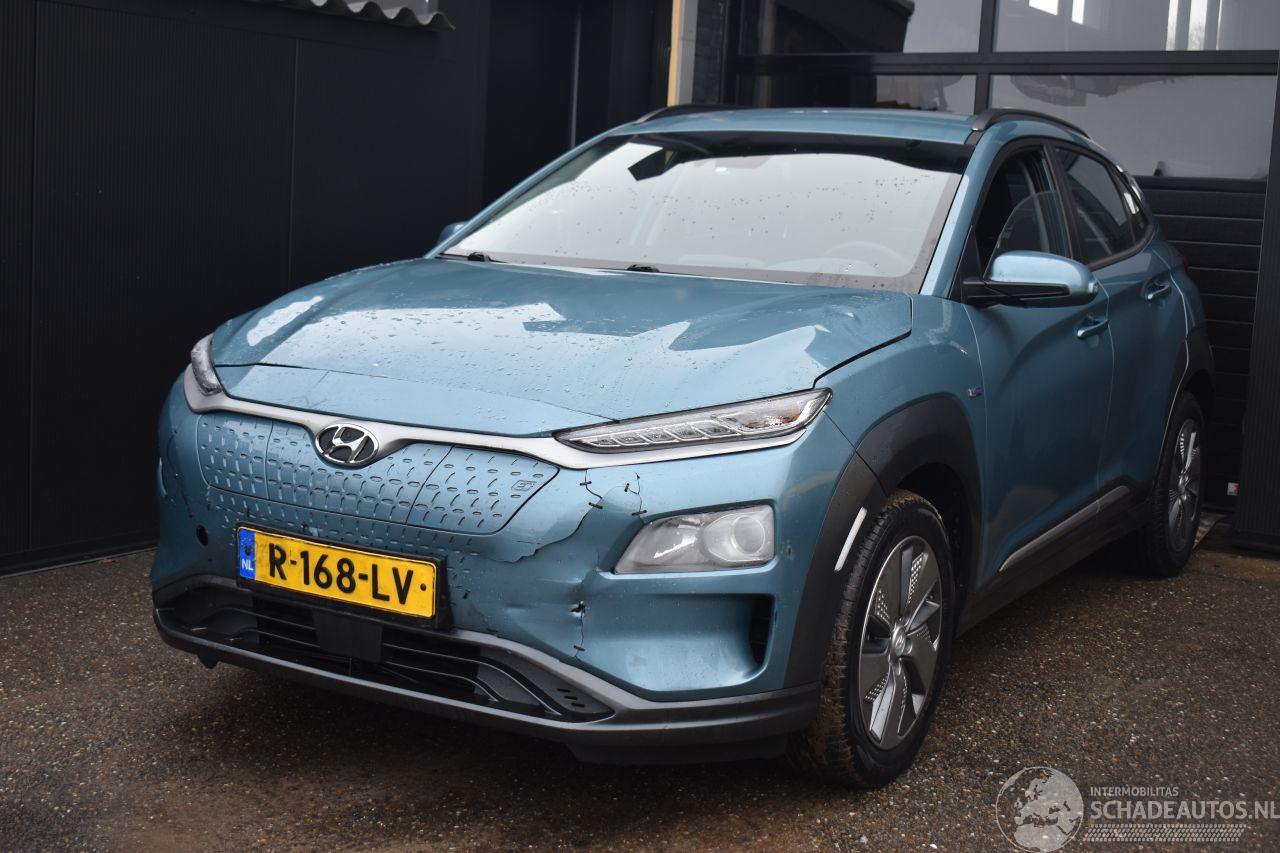 Hyundai Kona 64Kwh Comfort 204Pk SOH 100% *Clima/Camera