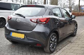 Mazda 2 1.5 Skyactiv-g Dynamic+ 90Pk *Airco/Navi picture 3