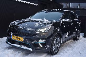  Kia Niro 64Kwh Executiveline 204Pk 3Fase *Navi/Clima/Camera/Leder 2020/12