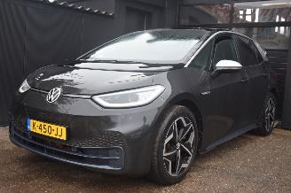Vaurioauto  passenger cars Volkswagen ID.3 58Kwh First Plus 204Pk 3Fase *Navi/Clima/Camera/Stoelverwarming 2020/12