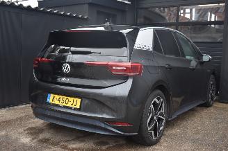 Volkswagen ID.3 58Kwh First Plus 204Pk 3Fase *Navi/Clima/Camera/Stoelverwarming picture 4