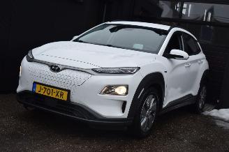 škoda osobní automobily Hyundai Kona 64Kwh Fashion 204Pk 3Fase 100% Soh *Navi/Clima/Camera 2020/12