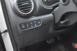 Hyundai Kona 64Kwh Fashion 204Pk 3Fase 100% Soh *Navi/Clima/Camera picture 17