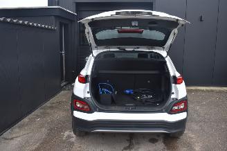 Hyundai Kona 64Kwh Fashion 204Pk 3Fase 100% Soh *Navi/Clima/Camera picture 5