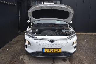 Hyundai Kona 64Kwh Fashion 204Pk 3Fase 100% Soh *Navi/Clima/Camera picture 18