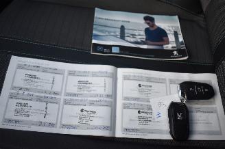 Peugeot 2008 1.2 Puretech Allure 131Pk *Navi/Clima picture 16