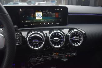 Mercedes A-klasse 200 Business Solution AMG 163Pk *Navi/Clima/Camera/Stoelverwarming/Panorama picture 15