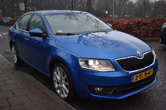 Skoda Octavia 1.6 Tdi Elegance Businessline 105Pk *Navi/Clima/Stoelverwarming/Xenon picture 2