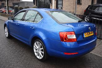 Skoda Octavia 1.6 Tdi Elegance Businessline 105Pk *Navi/Clima/Stoelverwarming/Xenon picture 4