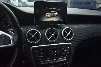 Mercedes A-klasse 1.6 180 Prestige AMG 122Pk *Navi/Clima/Camera/Stoelverwarming picture 11
