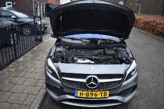 Mercedes A-klasse 1.6 180 Prestige AMG 122Pk *Navi/Clima/Camera/Stoelverwarming picture 15