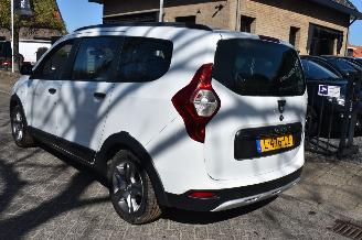 Dacia Lodgy 1.3 Tce Stepway 7 persoons 131Pk *Airco/Navi picture 4