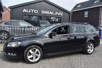 uszkodzony samochody osobowe Volkswagen Passat 1.6 Tdi Bluemotion Executive 140Pk *Airco/Navi 2014/2