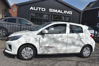 krockskadad bil auto Mitsubishi Space-star 1.2 Connect+ 71Pk *Airco 2023/5