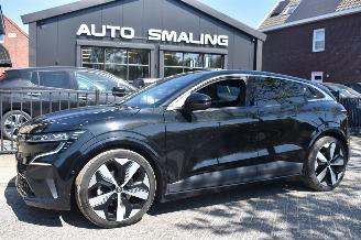Schadeauto Renault Mégane E-Tech EV60 218Pk 3FASE Optimum Charge Iconic *Navi/Clima/Camera/Stoelverwarming 2022/12