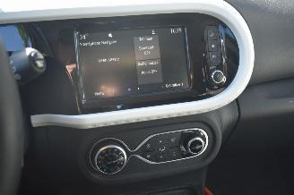 Renault Twingo 22Kwh R80 E-tech Equilibre 82Pk SOH 93% *Navi/Clima picture 10