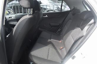 Kia Picanto 1.0 Dpi Comfortline 67Pk *Airco picture 6