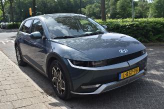 Hyundai ioniq 5 73Kwh AWD Connect 306Pk 3FASE *Navi/Clima/Camera/Leder picture 2