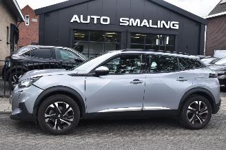 Avarii autoturisme Peugeot e-2008 50Kwh EV Allure 136Pk 3 Fase SOH 96% *Navi/Clima/Camera/Stoelverwarming 2020/11