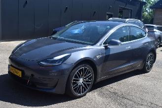 Unfallwagen Tesla Model 3 75Kwh Long Range AWD 3FASE 351Pk *Navi/Clima/Leder/Panorama/Camera 2019/6