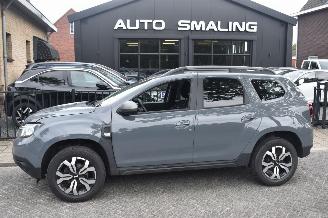 Damaged car Dacia Duster 1.3 Tce Journey 150Pk *Navi/Clima/Camera 2023/6