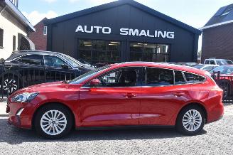 Unfallwagen Ford Focus 1.0 Ecoboost Titanium X Business 125Pk *Navi/Clima/Camera 2020/9