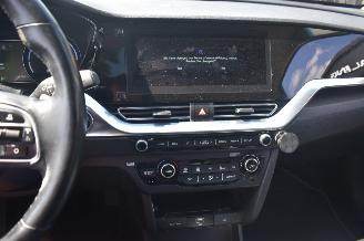 Kia e-Niro 64Kwh Dynamicpusline 204Pk 100% SOH *Navi/clima/Camera/Stoelverwarming picture 9