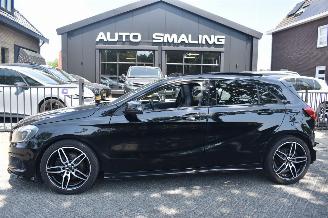 Avarii autoturisme Mercedes A-klasse 1.6 180 Ambition AMG Line 122Pk *Navi/Clima/Panorama/Xenon 2015/3