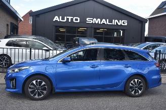 skadebil auto Kia Ceed 1.6 Gdi Phev Dynamicplusline 105Pk *Navi/Clima/Camera 2021/10