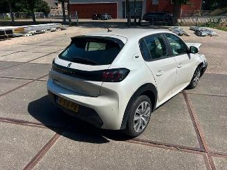 Peugeot e-208 50Kwh EV Allure 136Pk *Navi/Clima picture 5