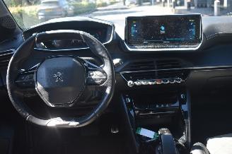 Peugeot e-208 50Kwh EV GT 136Pk SOH 88% *Navi/Clima/Camera/Panorama picture 7
