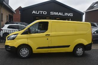 damaged commercial vehicles Ford Transit Custom 2.0 Tdci 280 L1H1 Trend 105Pk *Navi/Airco 2020/5