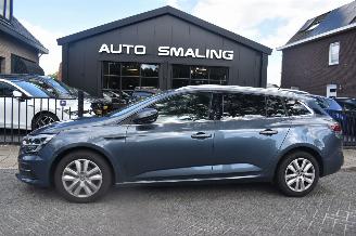 Unfallwagen Renault Mégane 1.3 Tce 140Pk Equilibre *Navi/Clima 2023/8