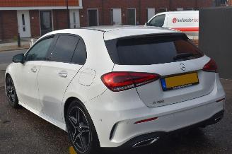Mercedes A-klasse 180 Premium Plus 136Pk *Navi/Clima/Stoelverwarming/Panorama picture 3
