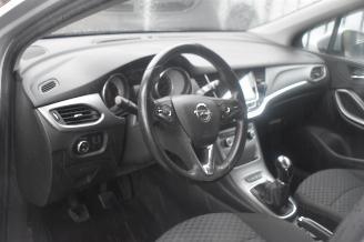Opel Astra 1.6 CDTI Business+ 110Pk *Navi/Airco/Camera picture 8