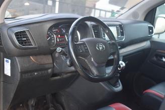 Toyota ProAce Verso 1.5 D-4D Dynamic Medium 8 personen 120Pk *Navi/Clima/Leder/Panorama/Camera picture 10