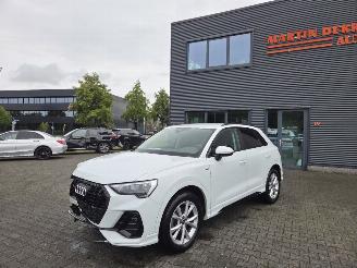 Schadeauto Audi Q3 1.5 TSi 110KW AUTOMAAT / S-LINE 2022/3