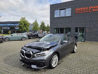 Avarii autoturisme BMW 1-serie 118i 103KW AUTOMAAT  / NAVI / CAMERA 2020/8