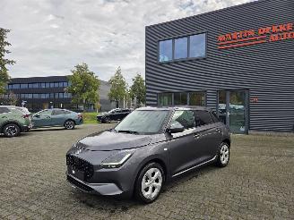 damaged passenger cars Suzuki Swift Hybr / CAMERA / NAVI / ECC/ 8800.KM 2024/6