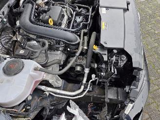 Volkswagen T-Roc 81.KW /  FACE LIFT MOD / NAVI/ CAMERA picture 17