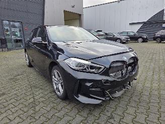 BMW 1-serie 116i M-SPORT AUTOMAAT  / PANO / 33 DKM picture 2