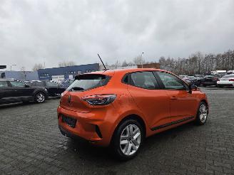 Renault Clio  picture 11