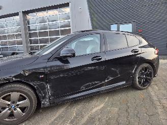 BMW 1-serie M-SPORT /AUTOM / PANO / HEAD UPP picture 7