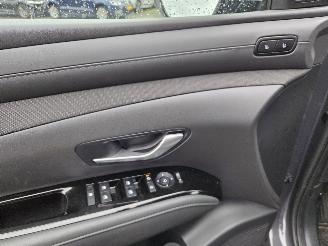 Hyundai Tucson 118KW HYBR / PREMIUM / HED UPP / LEER / 360gr CAMERA picture 25