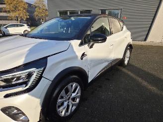 Renault Captur iNTENS 67KW / NAVI / CAMERA picture 3