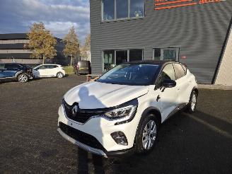 Schadeauto Renault Captur iNTENS 67KW / NAVI / CAMERA 2021/5