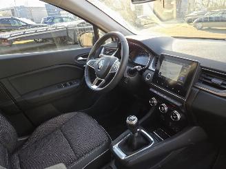 Renault Captur iNTENS 67KW / NAVI / CAMERA picture 24